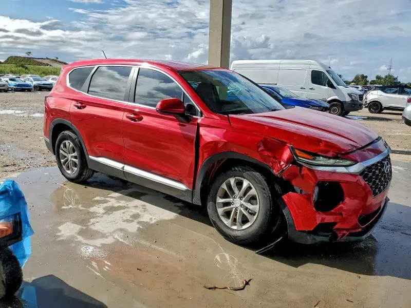 2020 HYUNDAI SANTA FE SE  