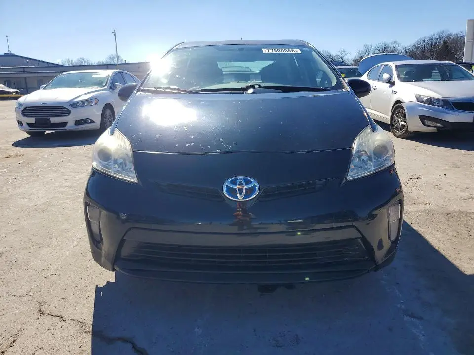 2015 TOYOTA PRIUS   