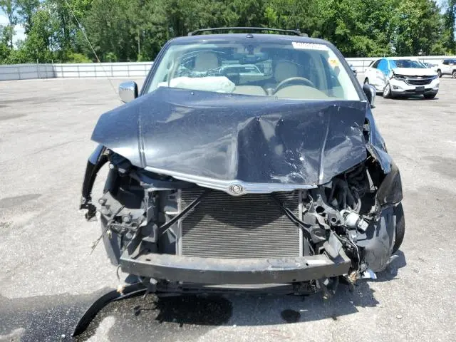 2010 CHRYSLER TOWN & COUNTRY LIMITED  