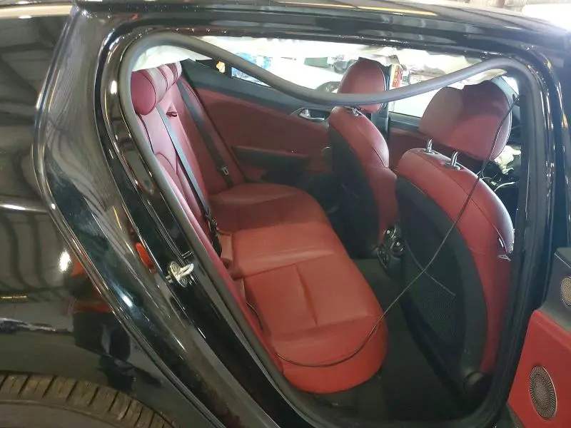 2020 KIA STINGER GT1  