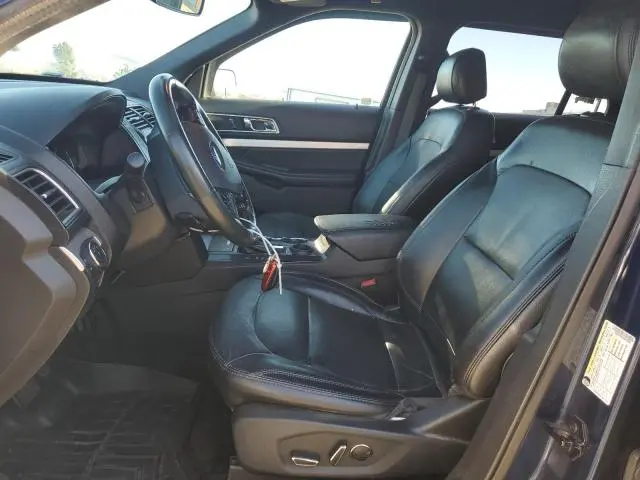 2017 FORD EXPLORER XLT  