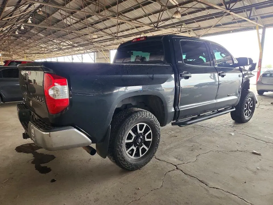 2016 TOYOTA TUNDRA SR5  