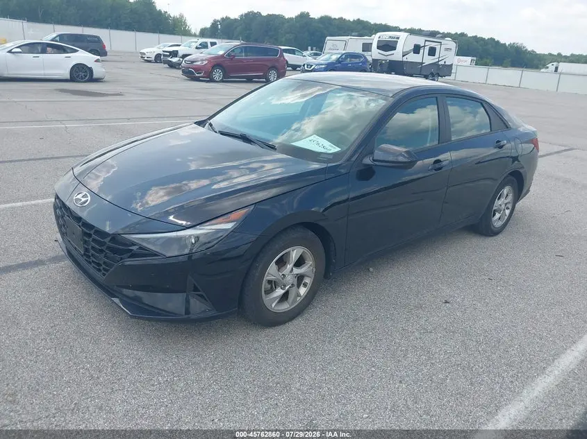 2023 HYUNDAI ELANTRA SE