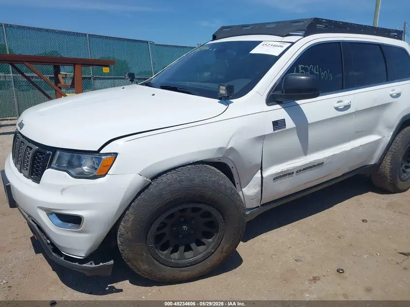 2019 JEEP GRAND CHEROKEE LAREDO E 4X4