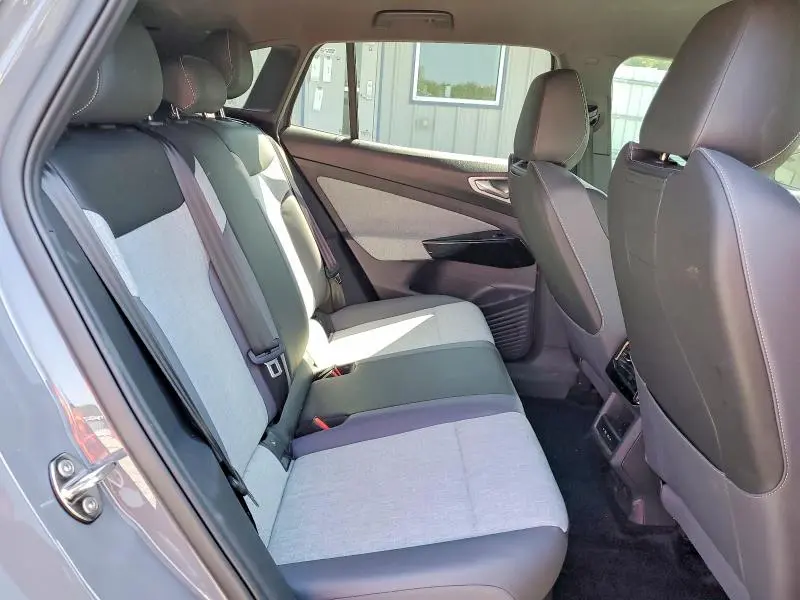 2023 VOLKSWAGEN ID.4 PRO  