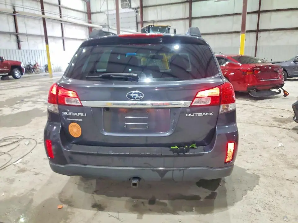 2011 SUBARU OUTBACK 2.5I LIMITED  