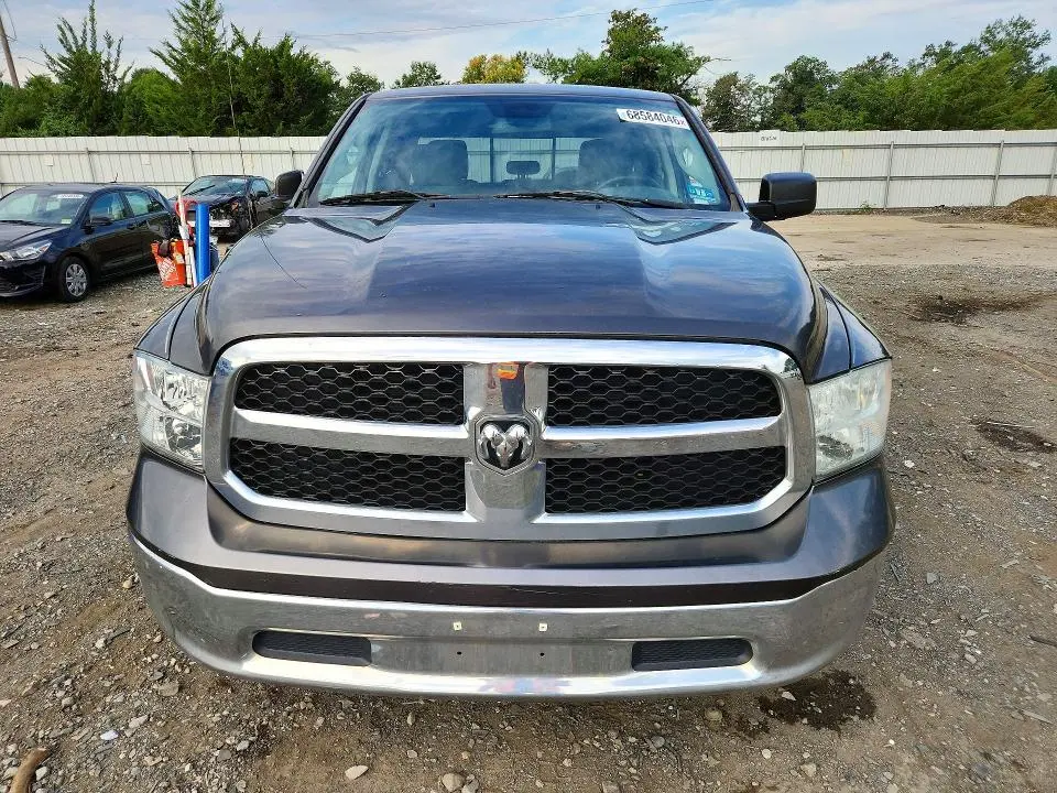 2015 RAM 1500 SLT  