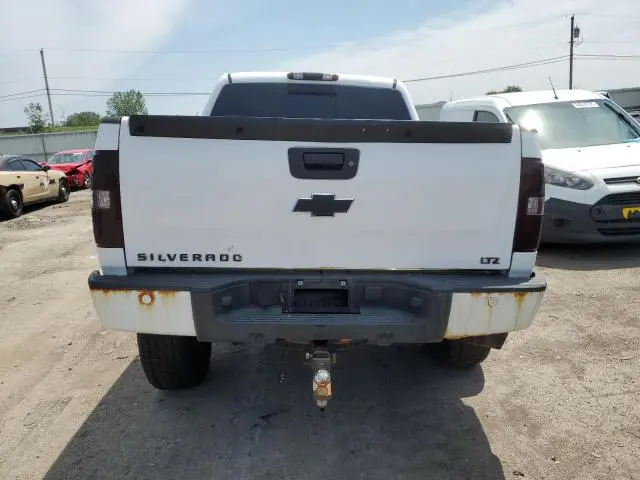 2011 CHEVROLET SILVERADO K1500 LT  