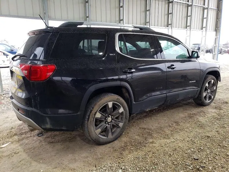 2017 GMC ACADIA SLT-2  