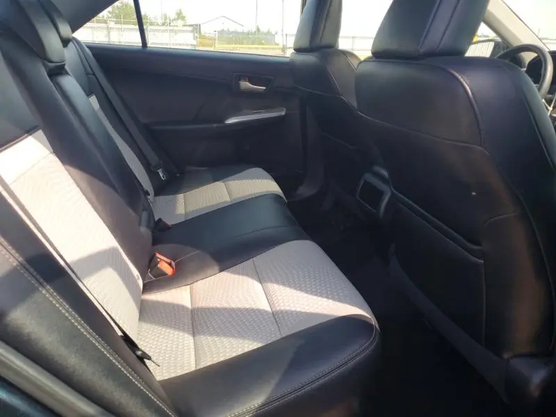 2014 TOYOTA CAMRY SE  