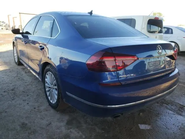 2017 VOLKSWAGEN PASSAT SE