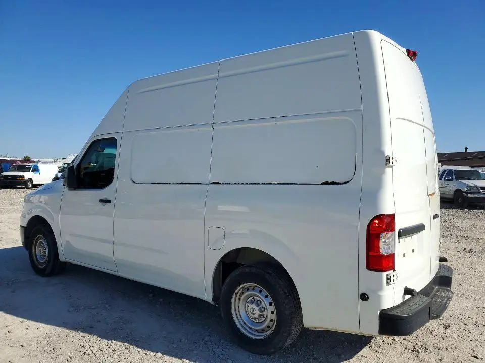 2014 NISSAN NV 2500  