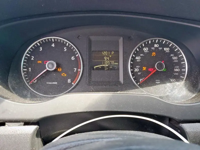 2014 VOLKSWAGEN JETTA SE  