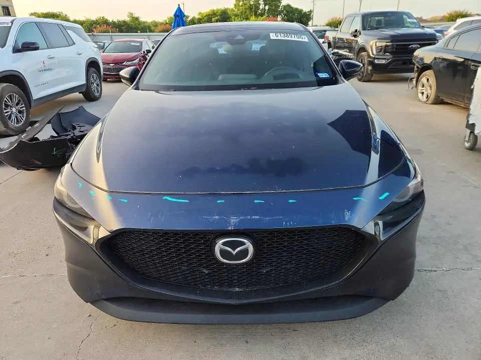 2020 MAZDA 3 PREMIUM  