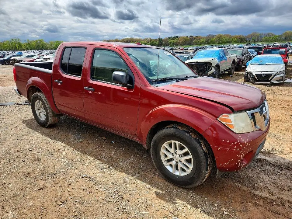 2014 NISSAN FRONTIER S  
