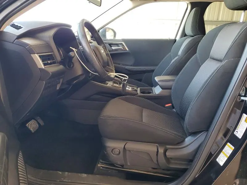 2024 MITSUBISHI OUTLANDER ES  