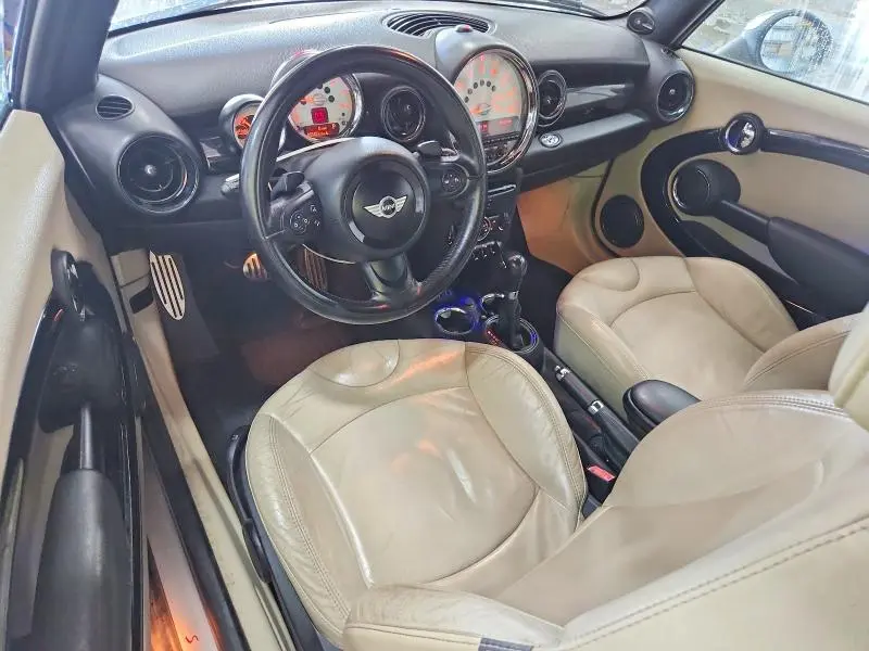 2013 MINI COOPER S  