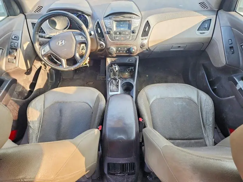 2015 HYUNDAI TUCSON SE  