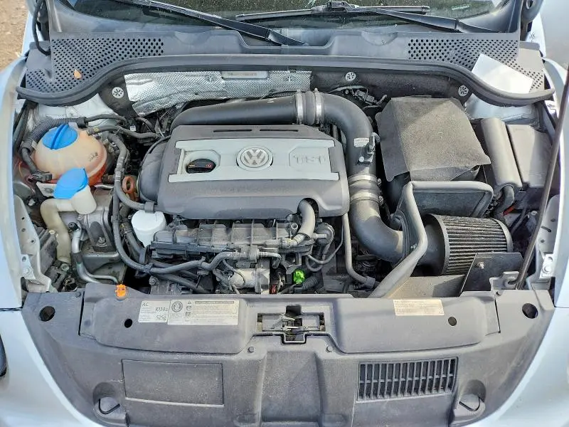 2012 VOLKSWAGEN BEETLE TURBO  