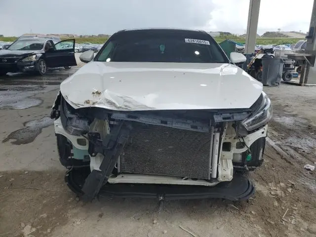 2018 KIA CADENZA LUXURY  