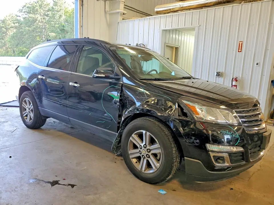 2016 CHEVROLET TRAVERSE LT  