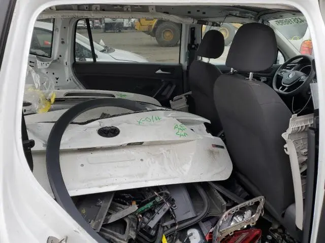 2021 VOLKSWAGEN TIGUAN S  