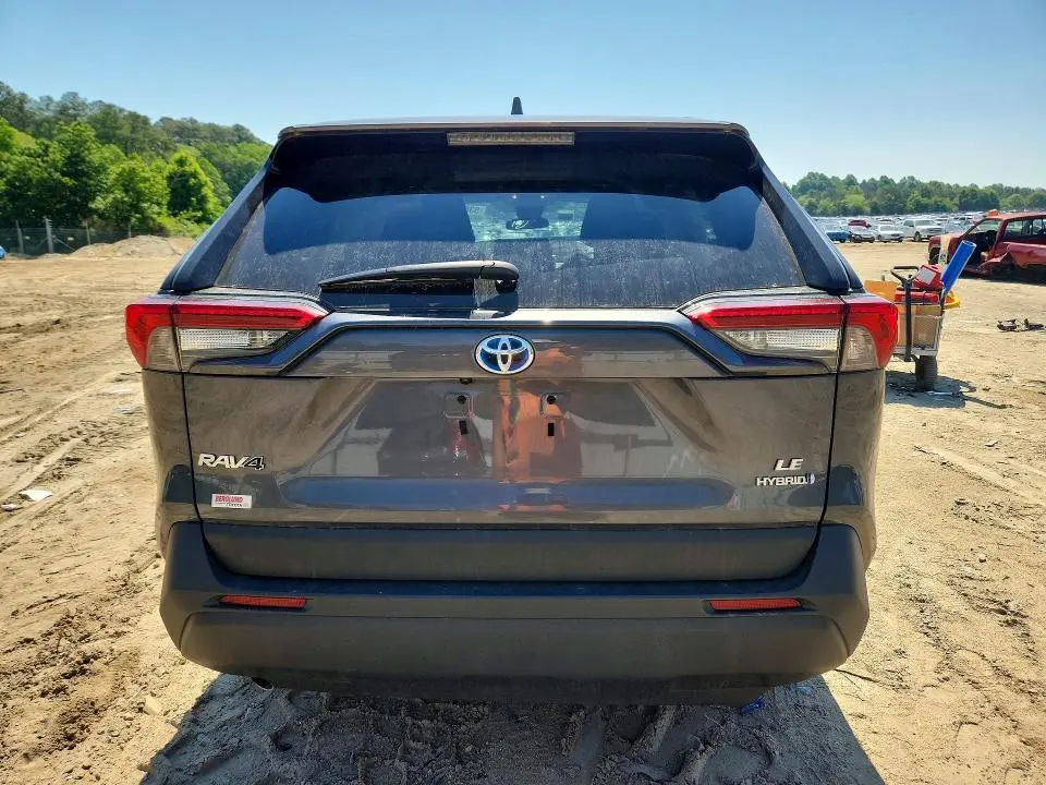 2024 TOYOTA RAV4 LE  