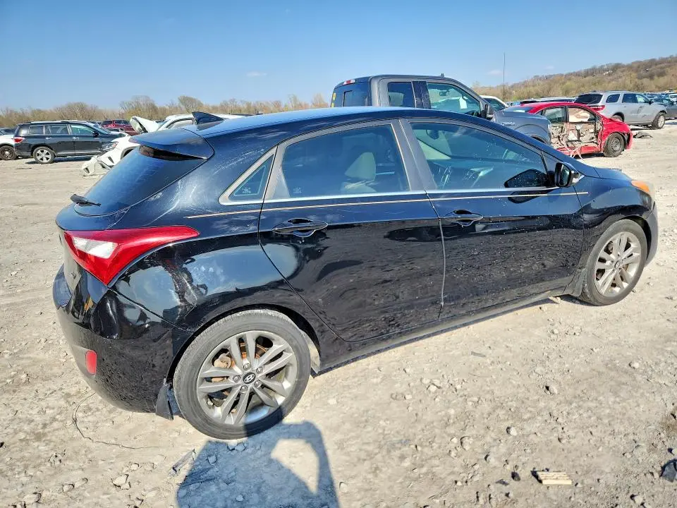 2016 HYUNDAI ELANTRA GT BASE  