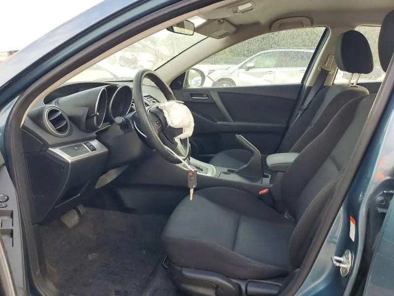 2010 MAZDA 3 I  