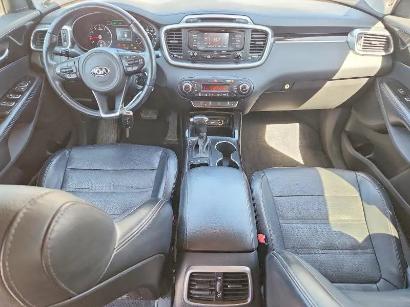2016 KIA SORENTO EX V6  