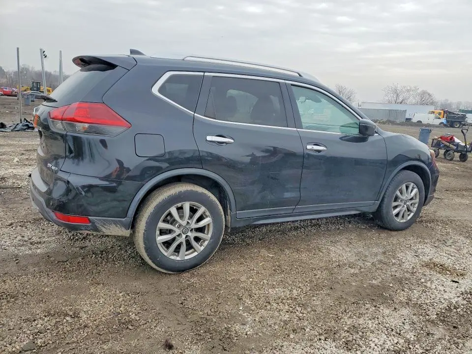 2019 NISSAN ROGUE SV  