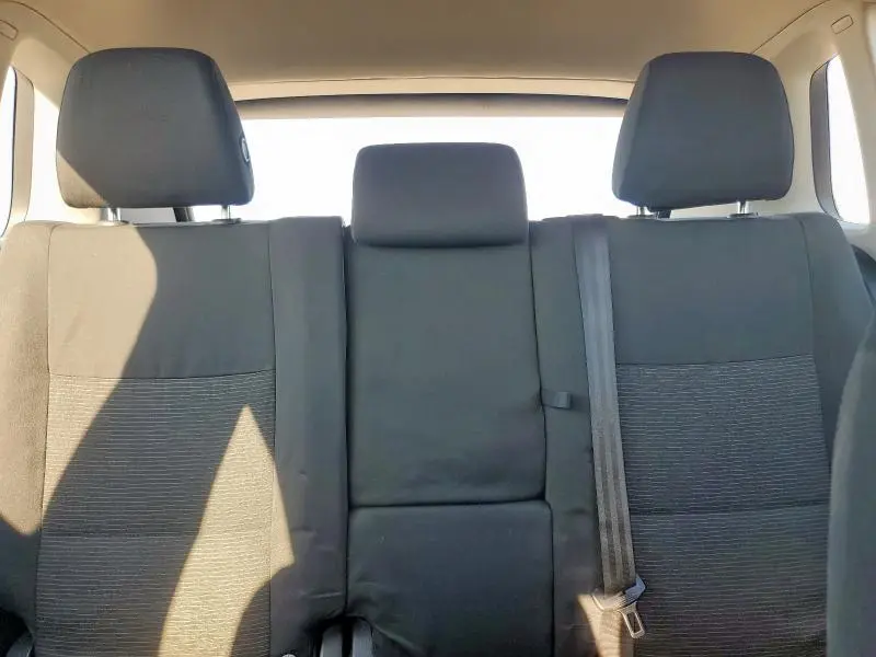 2013 VOLKSWAGEN TIGUAN S  