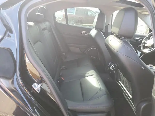 2020 ALFA ROMEO GIULIA TI  