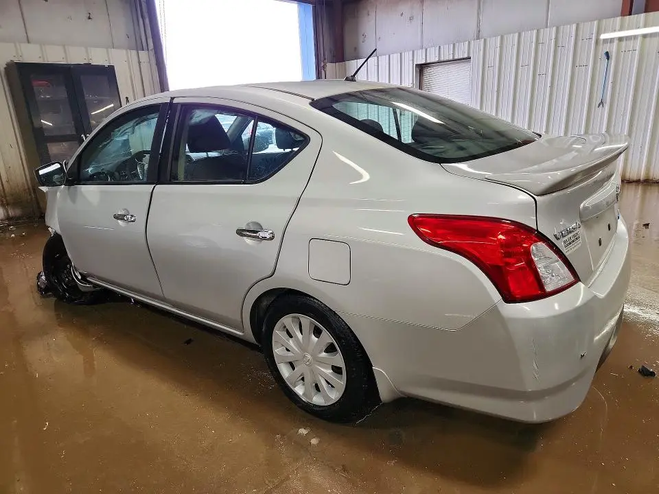 2016 NISSAN VERSA S  