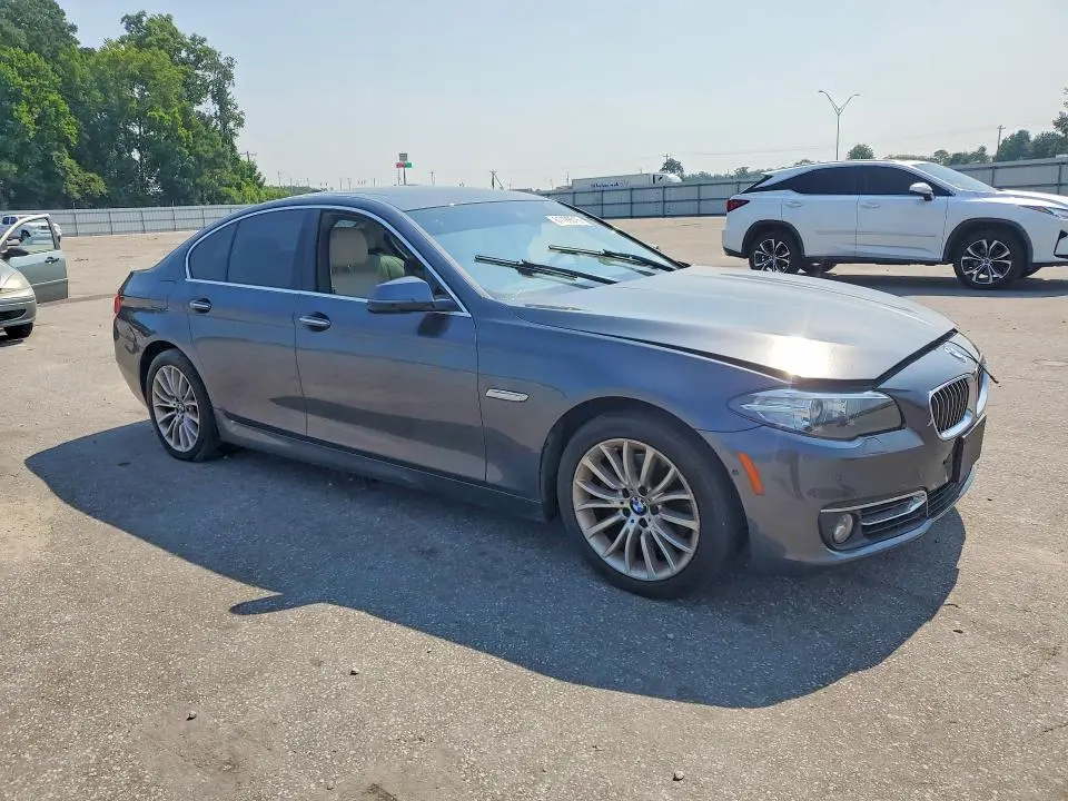 2016 BMW 528 XI  