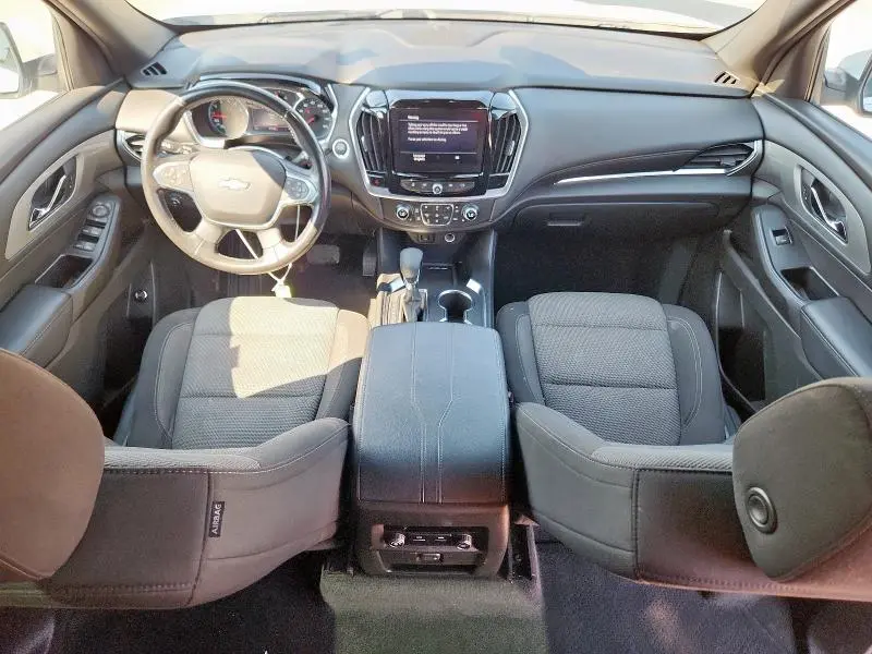 2022 CHEVROLET TRAVERSE LT  