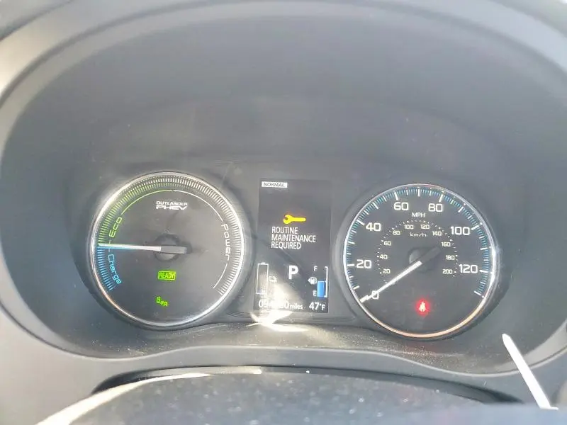 2018 MITSUBISHI OUTLANDER SE  