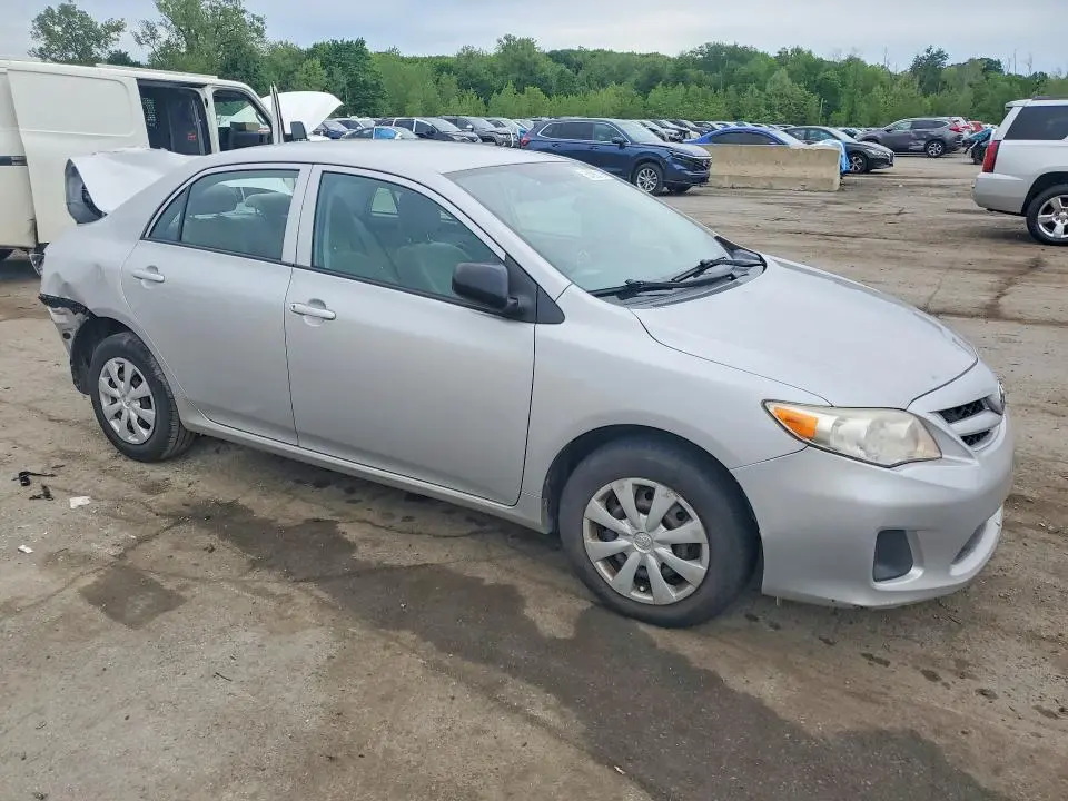 2011 TOYOTA COROLLA BASE  