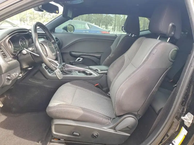 2015 DODGE CHALLENGER SXT  