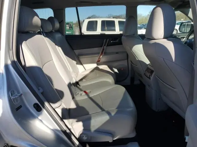 2012 TOYOTA HIGHLANDER LIMITED