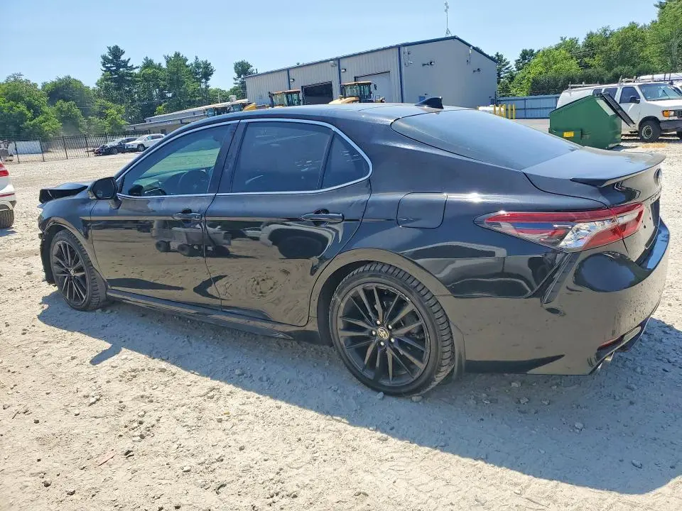 2022 TOYOTA CAMRY XSE  