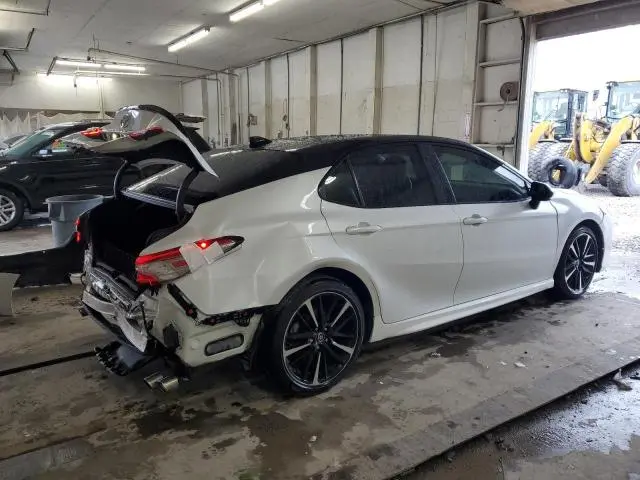 2018 TOYOTA CAMRY XSE  