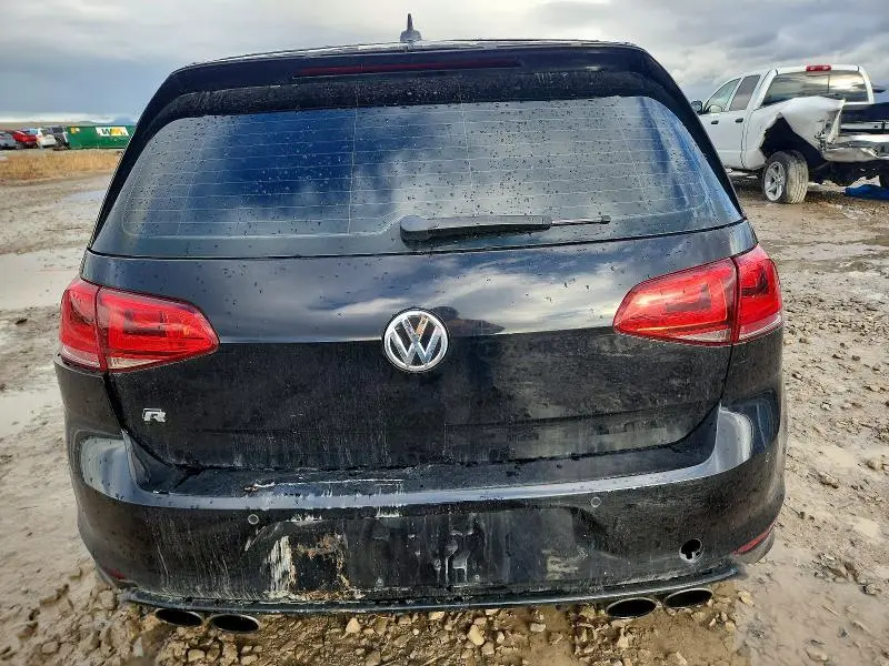 2016 VOLKSWAGEN GOLF R   