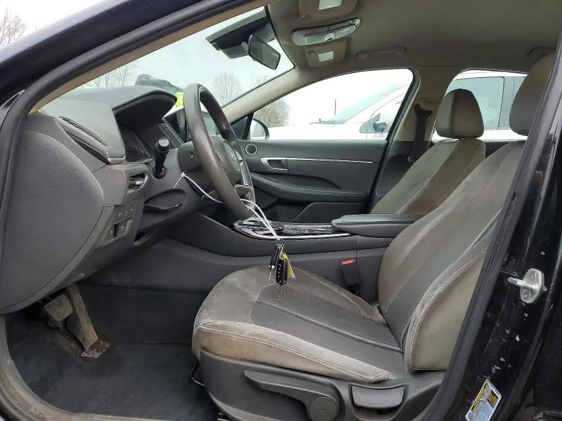 2020 HYUNDAI SONATA SE  