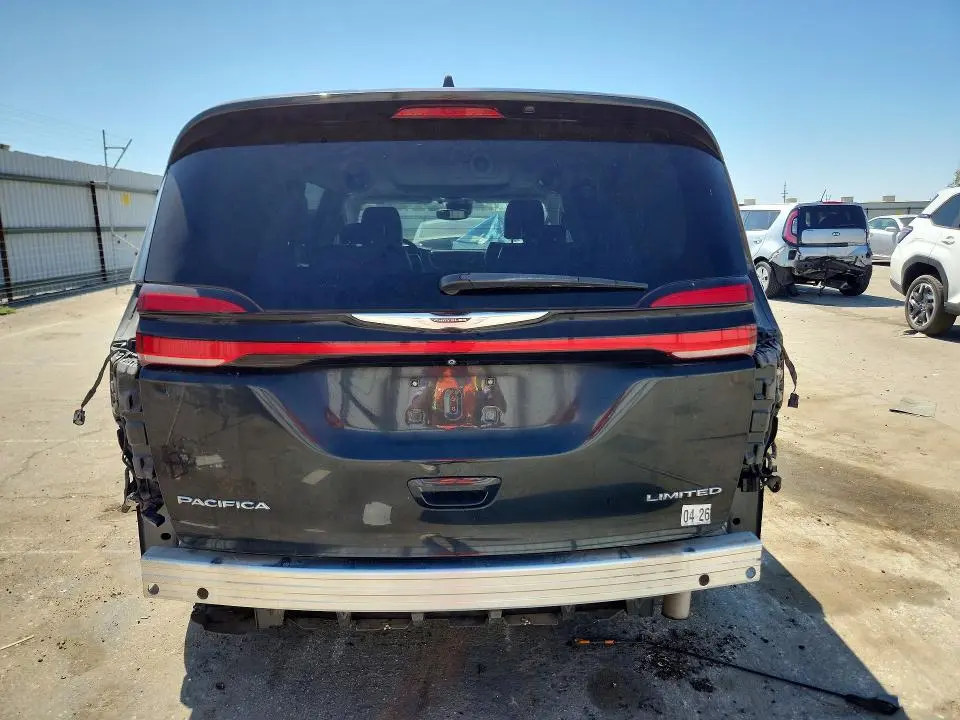 2022 CHRYSLER PACIFICA LIMITED  