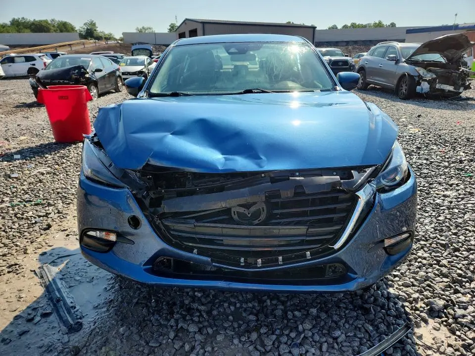2018 MAZDA 3 TOURING  