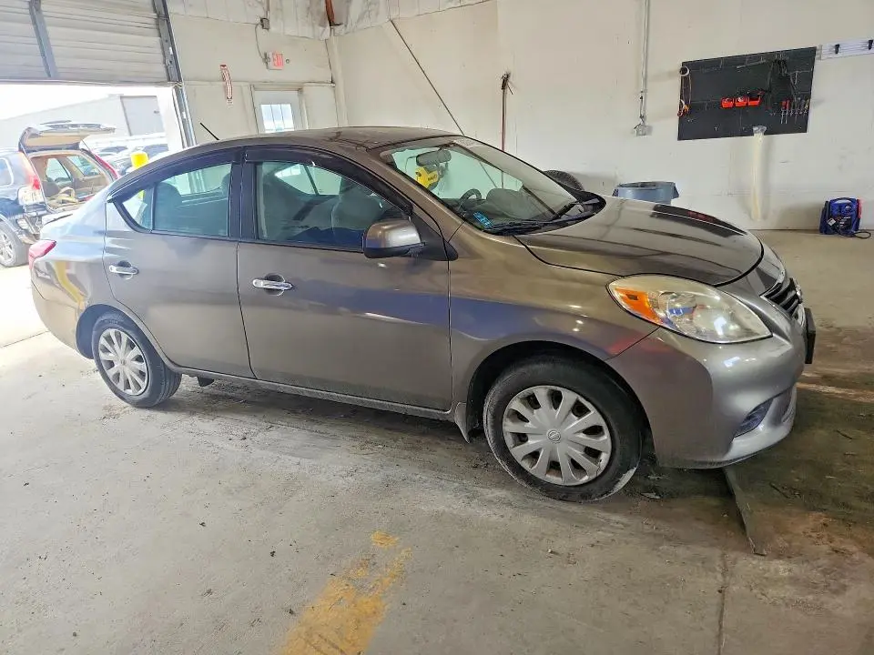 2014 NISSAN VERSA 1.6 S  