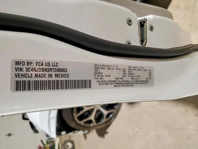 2024 JEEP COMPASS LATITUDE  