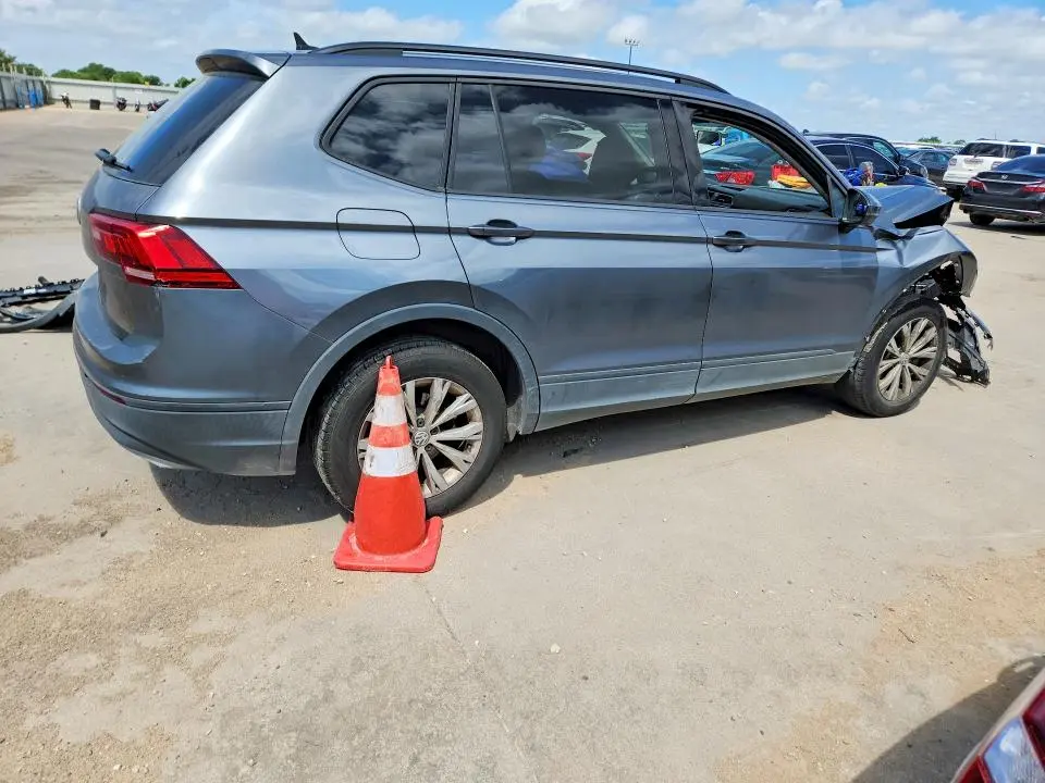 2020 VOLKSWAGEN TIGUAN S  
