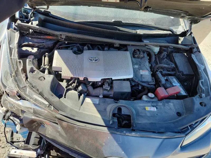 2020 TOYOTA PRIUS LE AWD-E  